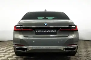 BMW  5