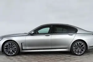 BMW  3