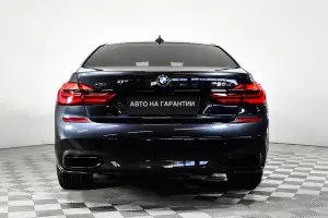 BMW  5