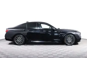 BMW  3