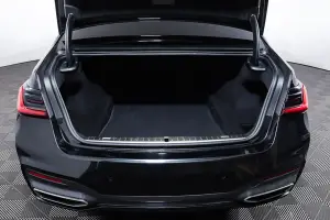 BMW  6