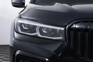 BMW  7