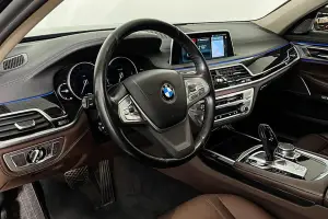 BMW  15