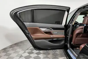 BMW  3