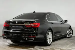 BMW  22