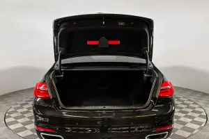 BMW  19