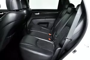 Kia  10
