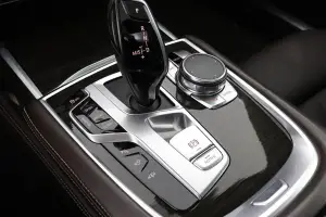 BMW  10