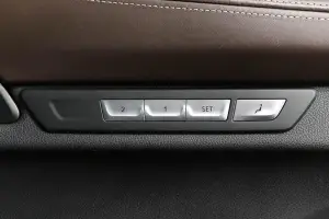 BMW  7