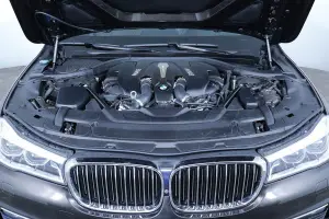 BMW  15