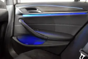 BMW  3