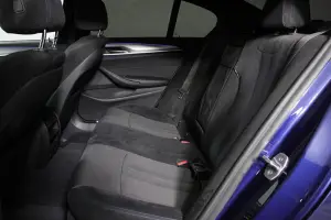 BMW  13