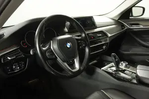 BMW  12