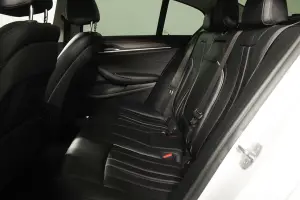 BMW  13