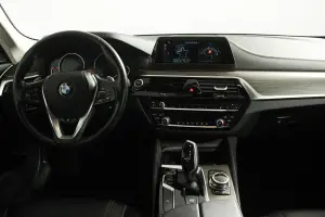 BMW  9