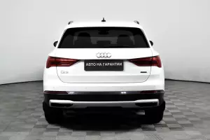 Audi  5