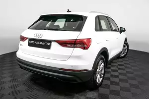 Audi  16