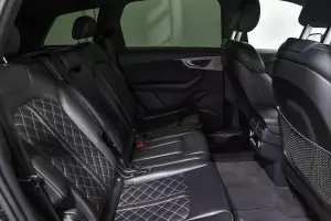 Audi  2