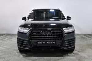 Audi  18
