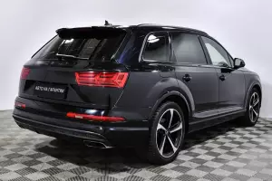 Audi  17