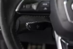 Audi  12
