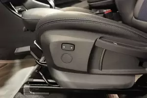 BMW  1