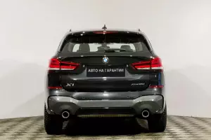 BMW  22