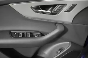 Audi  5