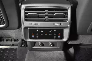 Audi  3