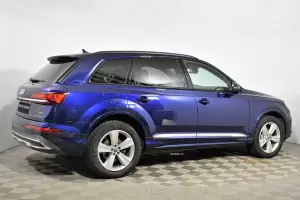 Audi  19
