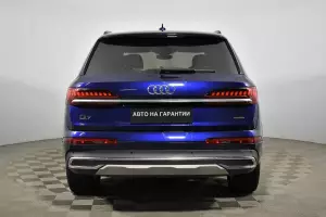 Audi  18
