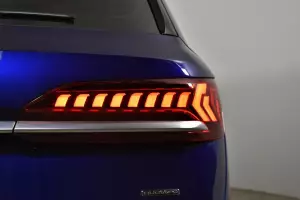 Audi  14
