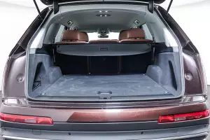 Audi  6