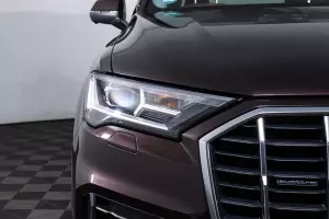 Audi  7