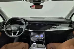 Audi  12