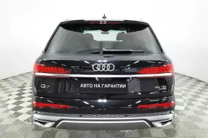 Audi  16