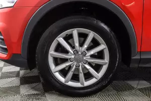 Audi  8