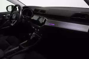 Audi  8