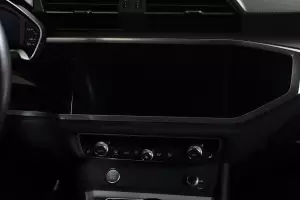 Audi  9