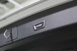 BMW  13