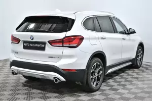 BMW  3