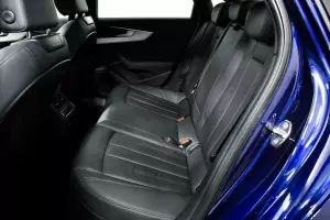 Audi  11
