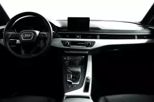 Audi  8
