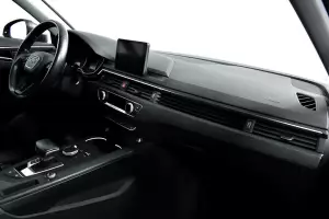 Audi  10