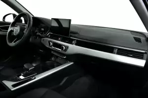 Audi  9