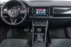 Skoda  8