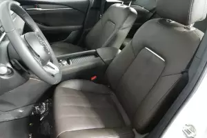 Mazda  8
