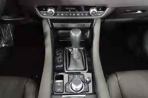 Mazda  12