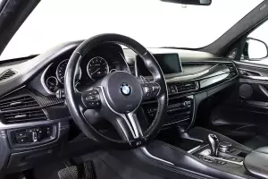 BMW  12