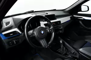 BMW  10